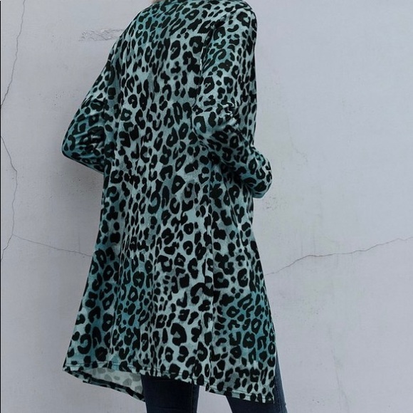 BLUE LEOPARD OPEN CARDIGAN - Picture 5 of 5